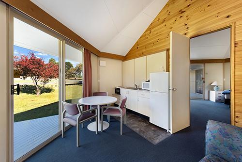 The Station Hotel Jindabyne Oda fotoğraf