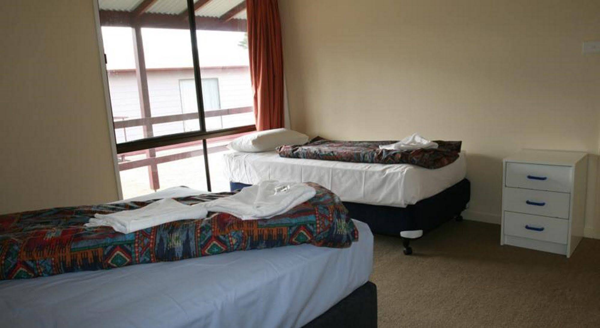 The Station Hotel Jindabyne Dış mekan fotoğraf